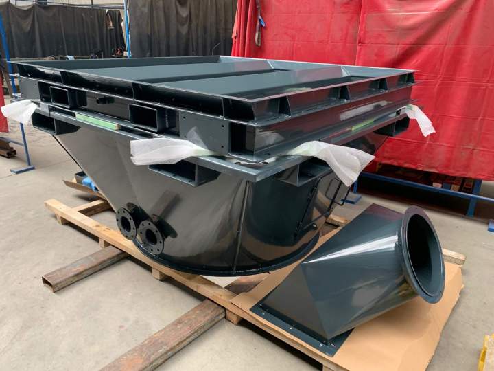 Trémie en acier peint Oise